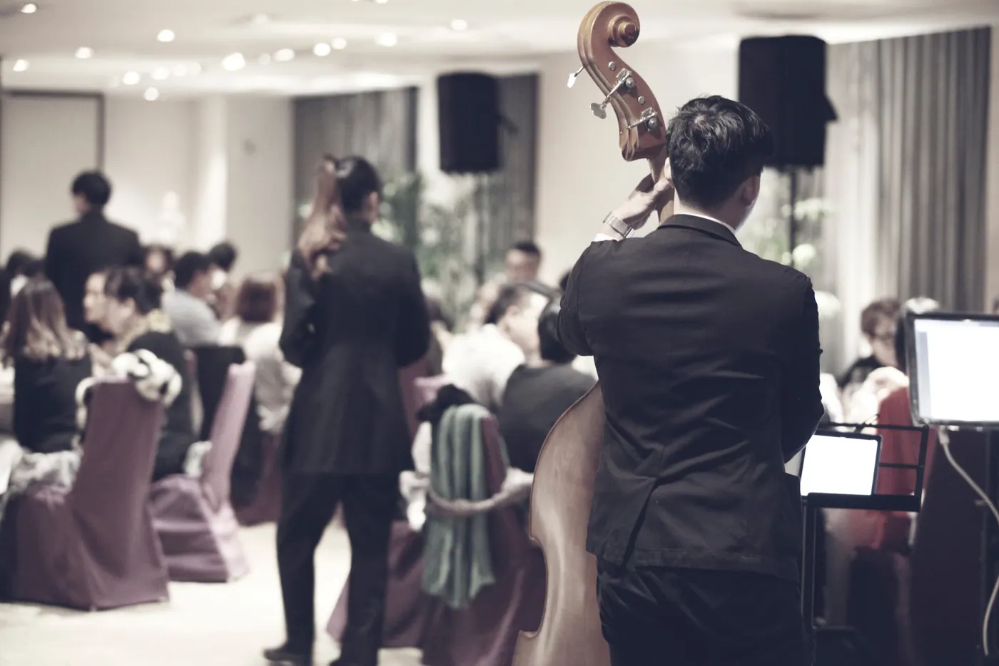 Corporate & holiday parties